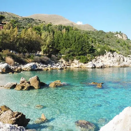 Uzzo By Sicily Travelling Villa